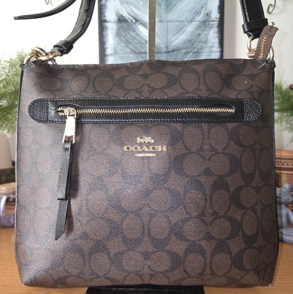 Coach Mae File Crossbody In Signature Coated Canvas With Leather Trim EUC